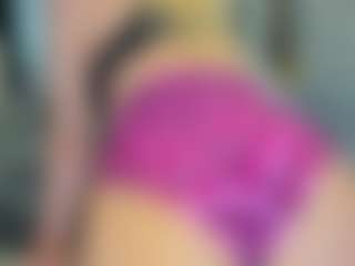 Live cam show with Flexxxybella - Blonde Hair HD on Camsoda