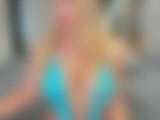 Live cam show with Flexxxybella - Fingers on eurowanks.com