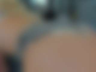 Live cam show with Flexxxybella - Blonde Hair MILF on sexylivex.com