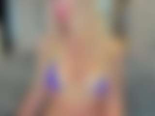 Flexxxybella's Live Sex Cam Show