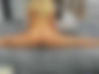 Flexxxybella's Live Sex Cam Show