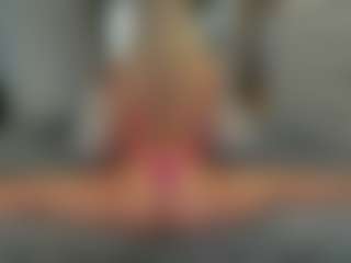 Flexxxybella's Live Sex Cam Show
