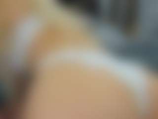 Flexxxybella's Live Sex Cam Show