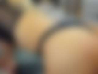 Flexxxybella's Live Sex Cam Show