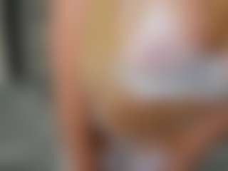 Flexxxybella's Live Sex Cam Show