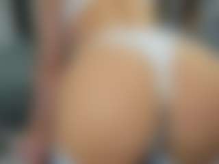 Flexxxybella's Live Sex Cam Show