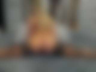 Flexxxybella's Live Sex Cam Show
