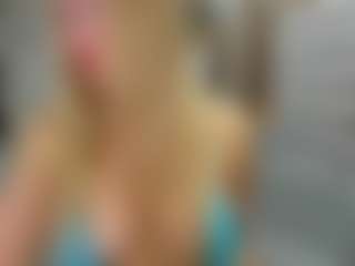 Live cam show with Flexxxybella - Strip Blonde Hair on crypto-cams