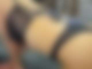 Flexxxybella's Live Sex Cam Show