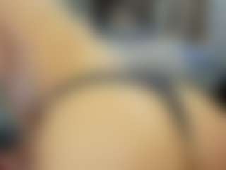 Flexxxybella's Live Sex Cam Show