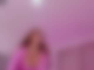 Live cam show with Linacamg9 - Smoking on Camsoda