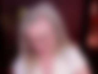 Live cam show with NataliMellow - Granny on CamwithHer