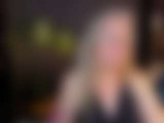 Live cam show with NataliMellow - Glasses on Uber Horny