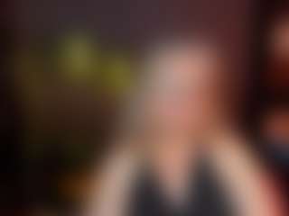 Spettacolo in cam dal vivo con NataliMellow - Old su Camsoda