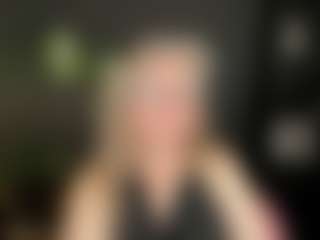 Live cam show with NataliMellow - Old on Streamer API