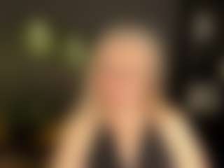 Live cam show with NataliMellow - Glasses on Mixed Magazine Live