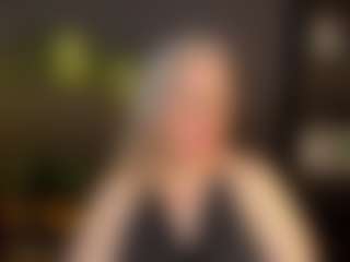 Live cam show with NataliMellow - Granny BBW on Dolls Live