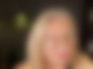 Live cam show with NataliMellow - Glasses on StripNow
