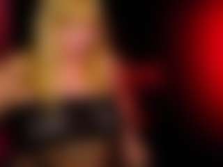 NicoleKind MILF webcam performer live streaming