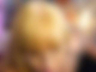 NicoleKind's Live Sex Cam Show