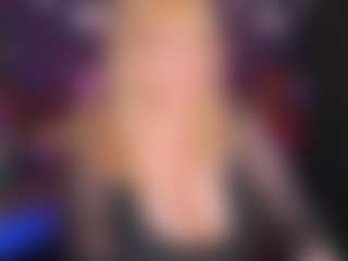 NicoleKind's Live Sex Cam Show