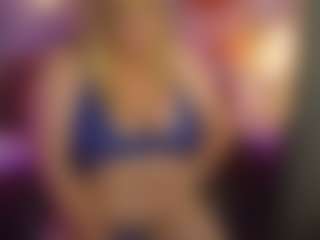 NicoleKind's Live Sex Cam Show