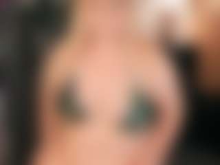 NicoleKind's Live Sex Cam Show