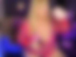 Live cam show with NicoleKind - Blonde Hair on AdultVida.com