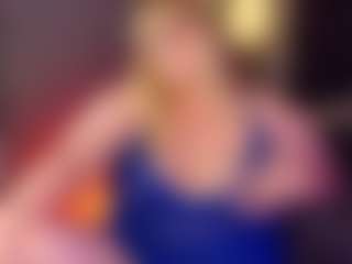 Spettacolo in cam dal vivo con NicoleKind - Granny su Camsoda