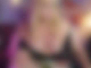 NicoleKind's Live Sex Cam Show