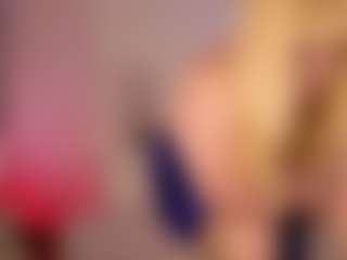 Live cam show with NicoleKind - Control on luckytryst.com