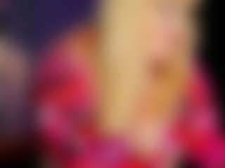Live cam show with NicoleKind - Big Tits MILF on livesuperchat.net