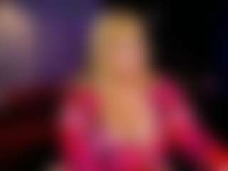 Live cam show with NicoleKind - Granny Blonde Hair on Dolls Live