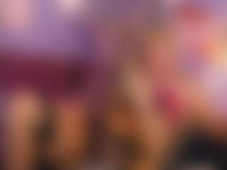 NicoleKind's Live Sex Cam Show