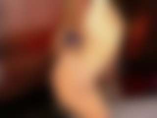 Live cam show with NicoleKind - Granny Dildo on livesuperchat.net