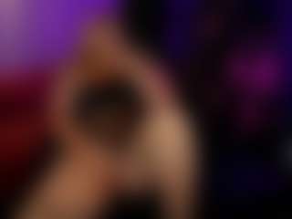 Live cam show with NicoleKind - Blue Eyes on madthumbs