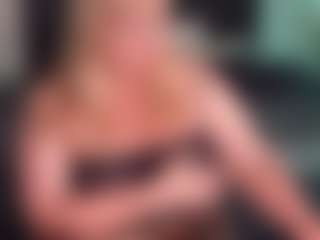 Live cam show with NicoleKind - Blue Eyes on Latina Girls
