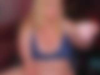 NicoleKind's Live Sex Cam Show