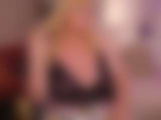 NicoleKind's Live Sex Cam Show