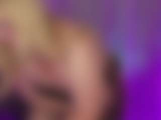 NicoleKind's Live Sex Cam Show