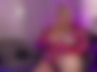 Live cam show with NicoleKind - Granny Big Ass on friskycurves.com