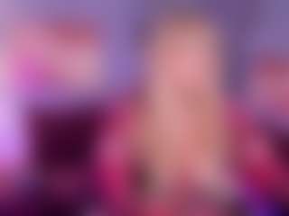 Live cam show with NicoleKind - Spy Granny on TeamSkeetLive