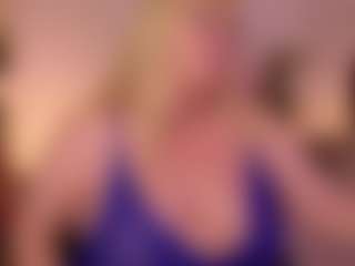 Live cam show with NicoleKind - Granny Dildo on Nude Chat * 1 On 1 Webcam Sex * Live Cam Show
