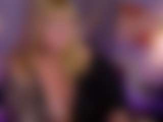 Live cam show with NicoleKind - Granny Dildo on fapnchat