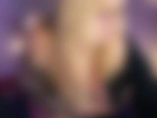 Live cam show with NicoleKind - Blue Eyes on Latina Girls