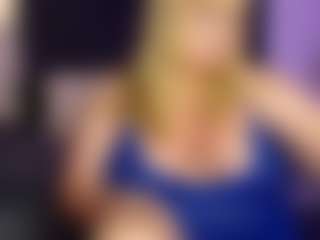 Live cam show with NicoleKind - Solo on Camsoda