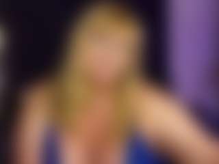 Live cam show with NicoleKind - Mature on alttransgirls