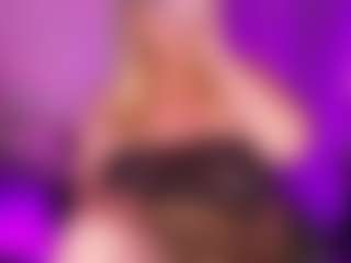 Live cam show with NicoleKind - Granny Big Tits on Camsoda