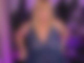 Live cam show with NicoleKind - Thong on Gym Cam Girls