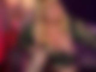 NicoleKind MILF webcam performer live streaming